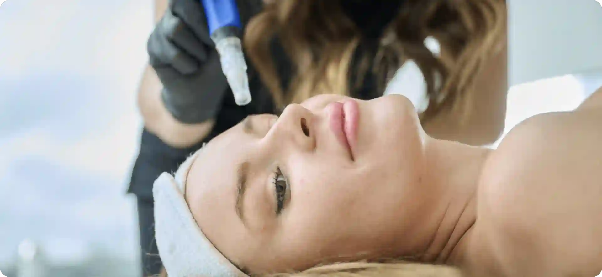 How Do Microneedles Trigger New Collagen and Elastin in Loose Skin Chester?